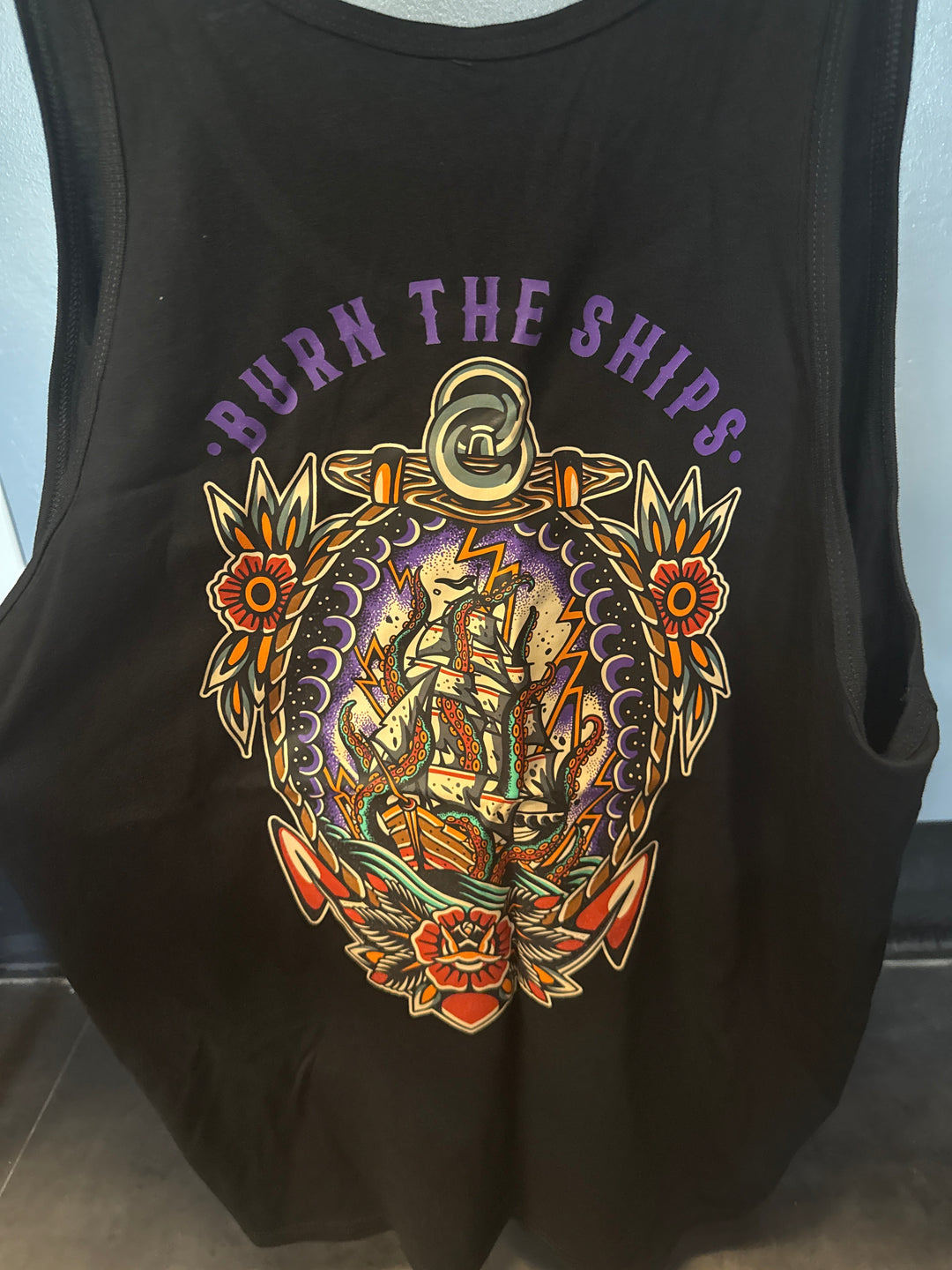 Burn the ships Men’s Tank Top